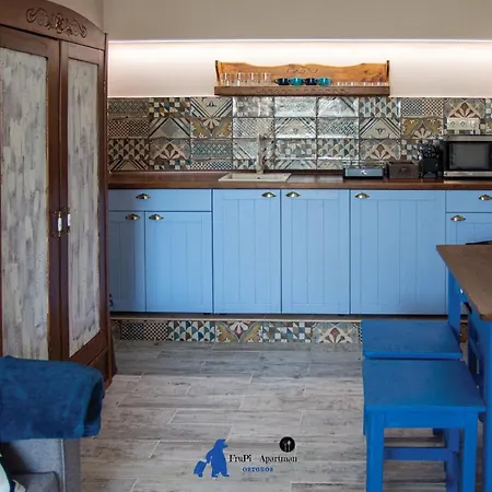 Frupi-apartmanok Appartement *